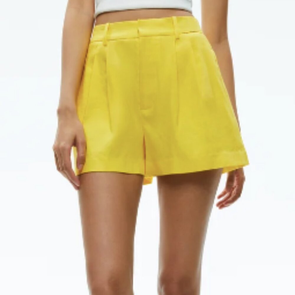 Alice + Olivia Conry Pleated Linen-Blend Shorts - Happy Yellow Size 12 NWT